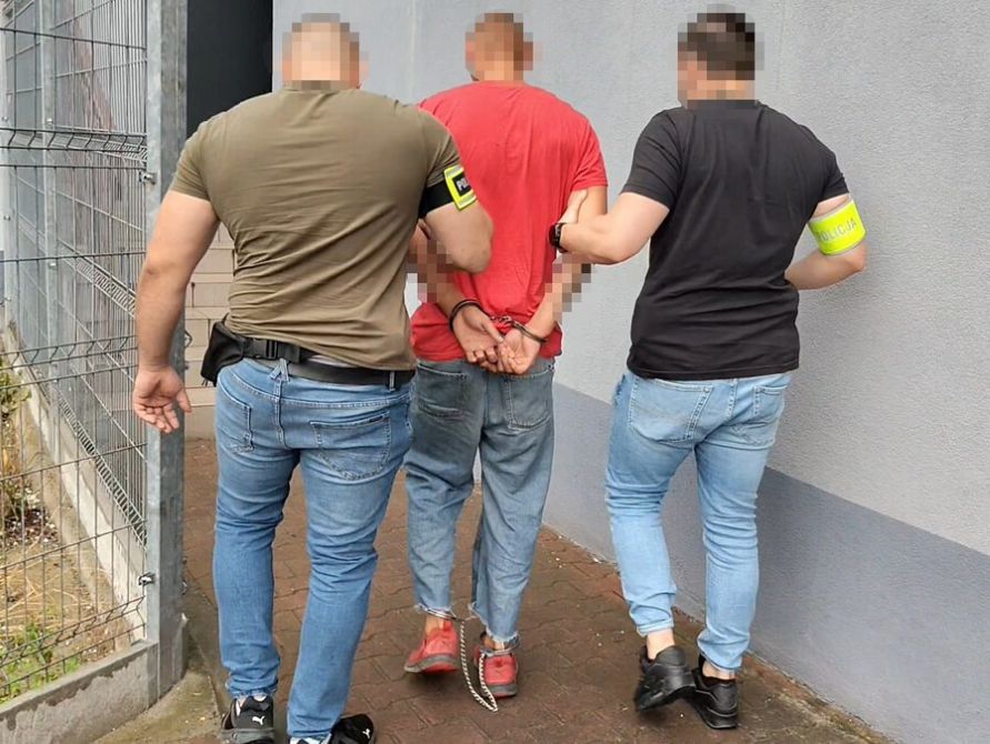 25-latkowi grozi dożywocie. Usłyszał zarzut i trafił do aresztu